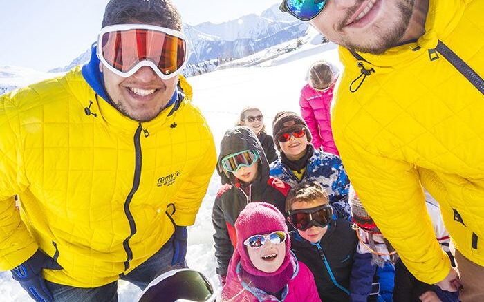 vacances hiver montagne famille