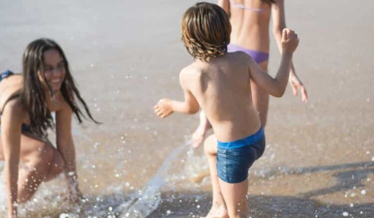 vacances mer famille