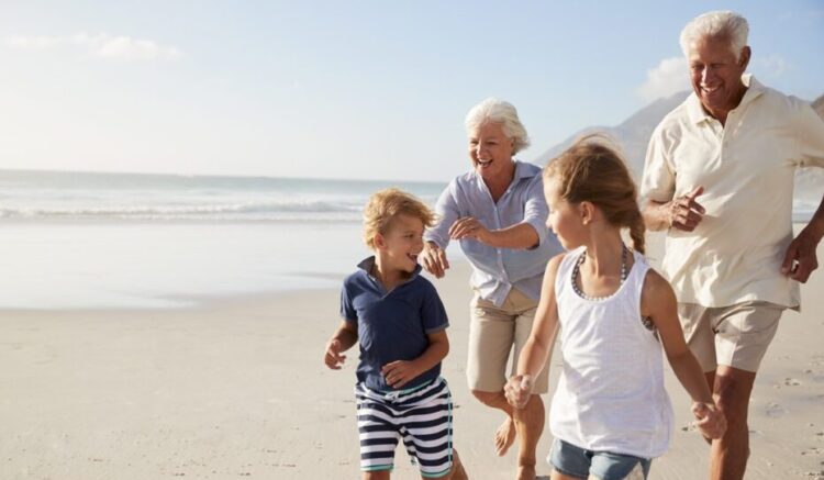 voyage avec grands parents