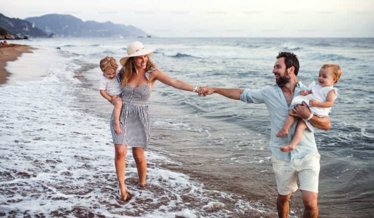 vacances a la plage en famille
